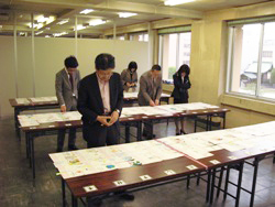 審査会01