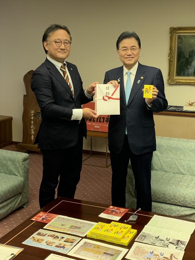 福井エフエム放送株式会社 防犯ブザー贈呈式