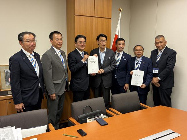 国への要望活動（与党北陸新幹線敦賀・新大阪間整備委員会ほか）の写真2
