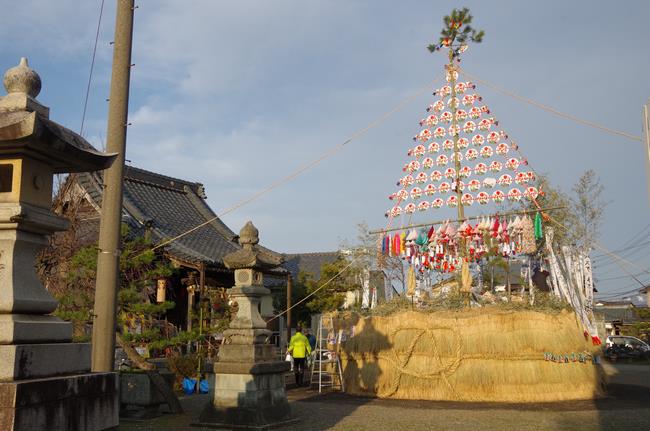 舟橋左義長全景