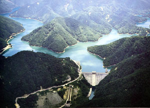 笹生川ダムの航空写真