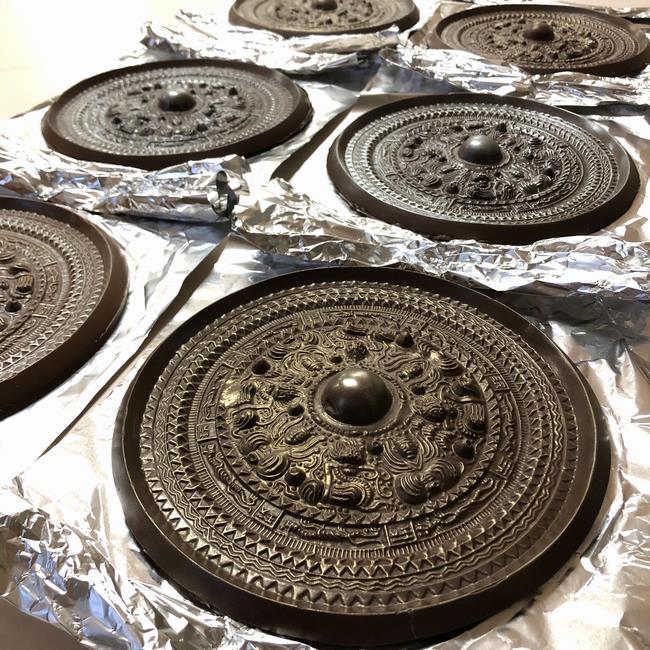 三角縁神獣鏡チョコ