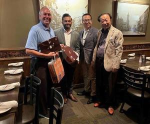 ケーヒル市長らとの昼食会
